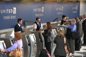 AIrline tickets and baggage Checking in at United